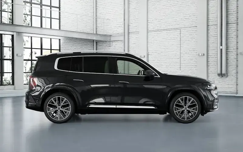 New Mercedes GLB200 AMG Line Premium 163 HP (119 kW) 2025 SUV