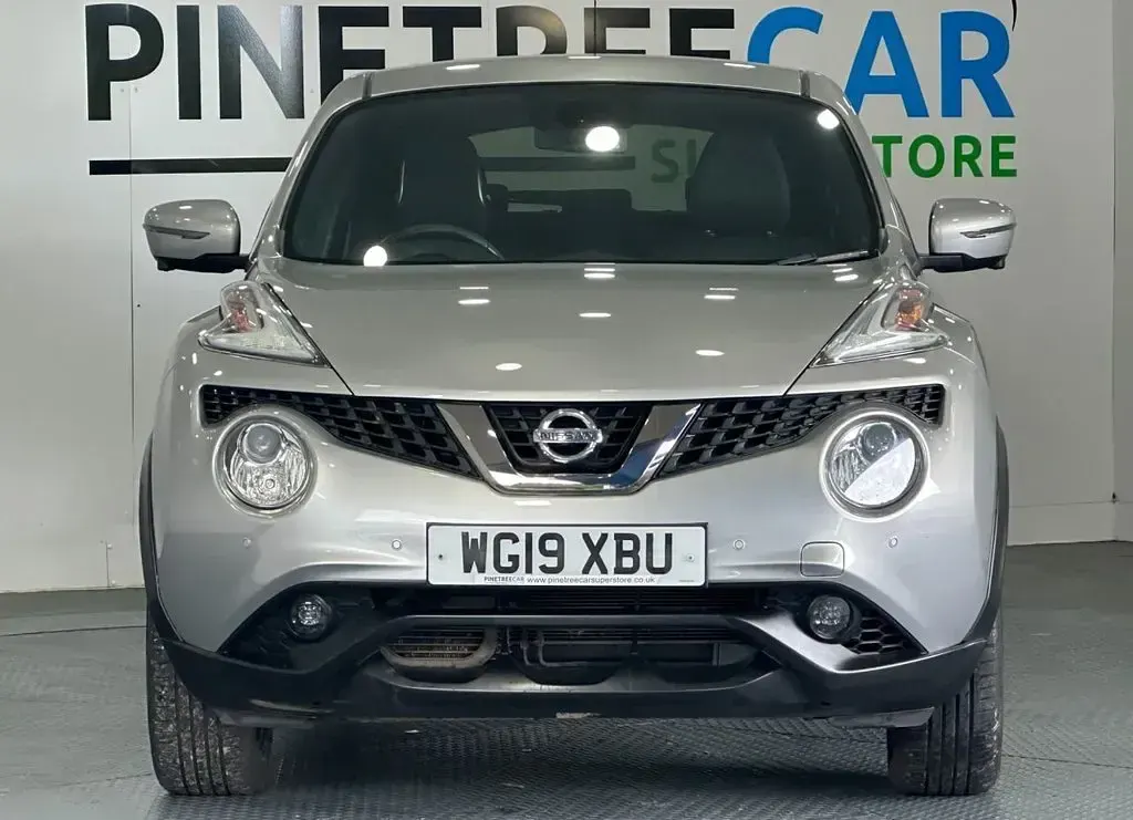 Used Nissan Juke Tekna 117 HP (86 kW) 2019 Silver SUV