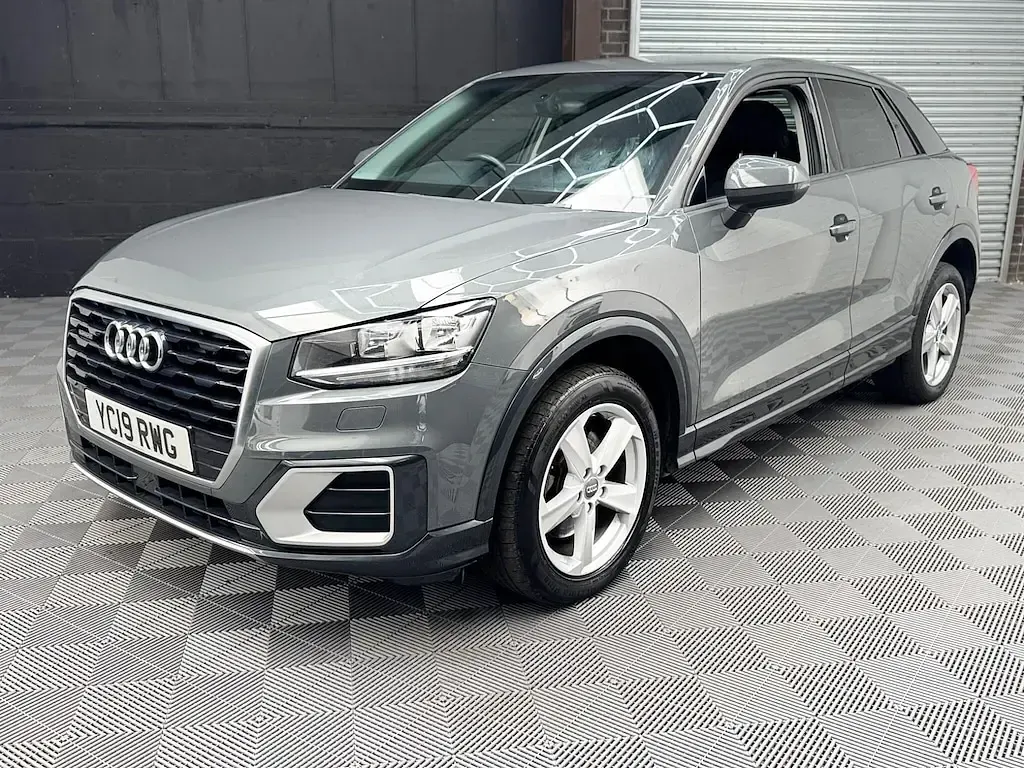 Used Audi Q2 Sport 150 HP (110 kW) 2019 Grey SUV