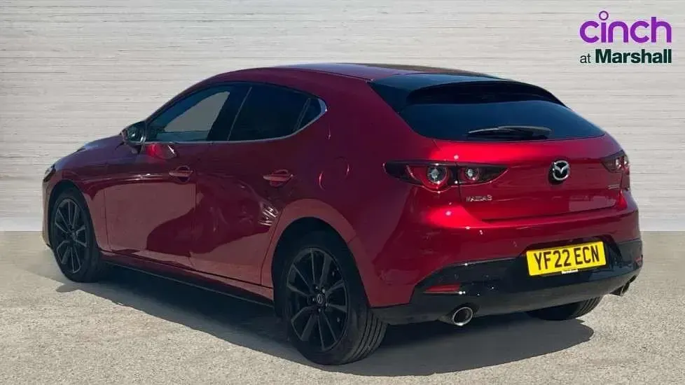 Used Mazda 3 Inclusive 186 HP (136 kW) 2022 Red Hatchback