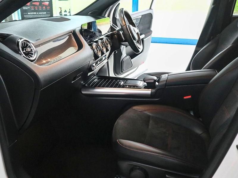 Used Mercedes GLA200 AMG Line Premium 150 HP (110 kW) 2022 White SUV