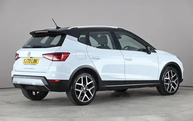 Usado Seat Arona XCELLENCE Lux 115 CV (84 kW) 2020 Blanco SUV