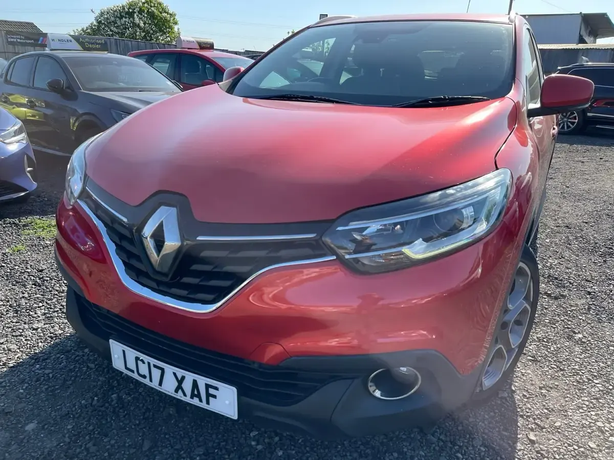 Begagnad Renault Kadjar Dynamique 130 HK (95 kW) 2017 Röd SUV