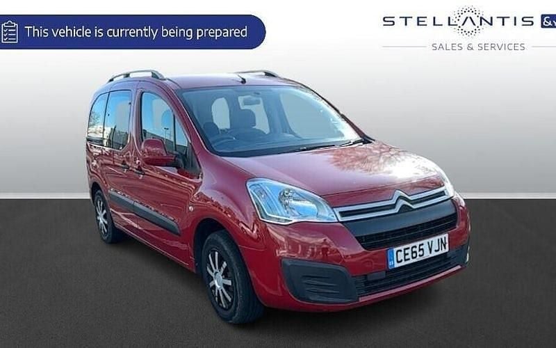 Used Citroën Berlingo Feel 99 HP (72 kW) 2017 MPV