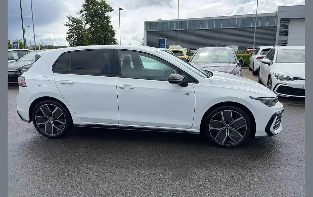 Used VW Golf VIII Black Edition 147 HP (108 kW) 2025 White Hatchback