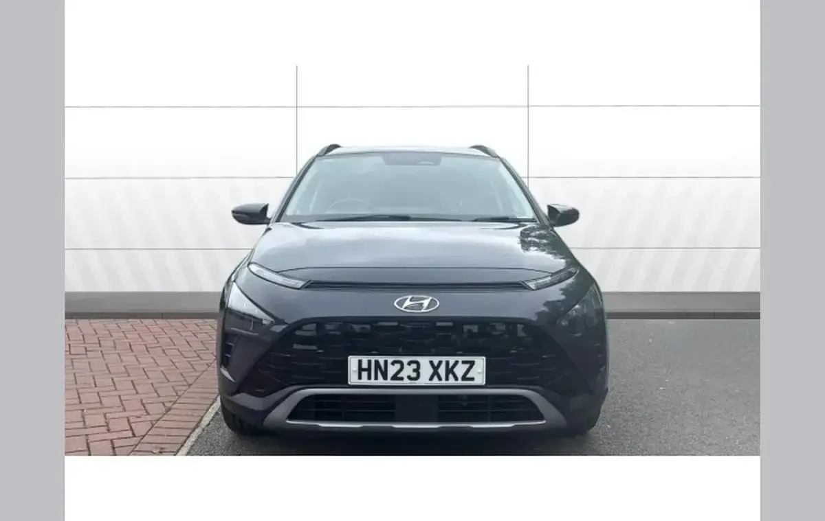 Used Hyundai Bayon Premium 99 HP (72 kW) 2023 Grey SUV