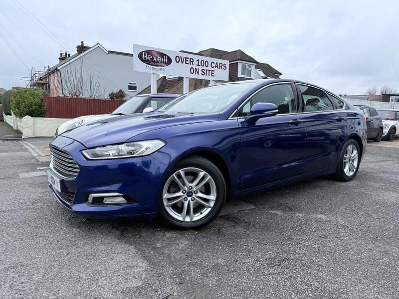 Used Ford Mondeo Zetec 2016 Blue Hatchback