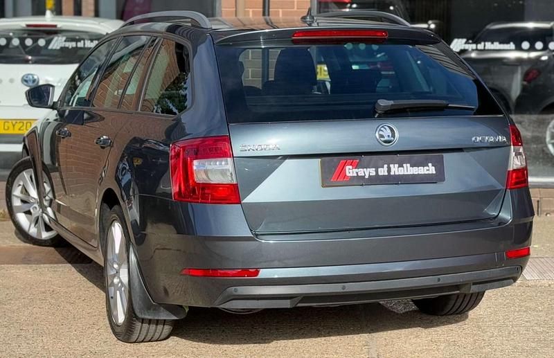 Used Skoda Octavia SE L 150 HP (110 kW) 2019 Grey Estate