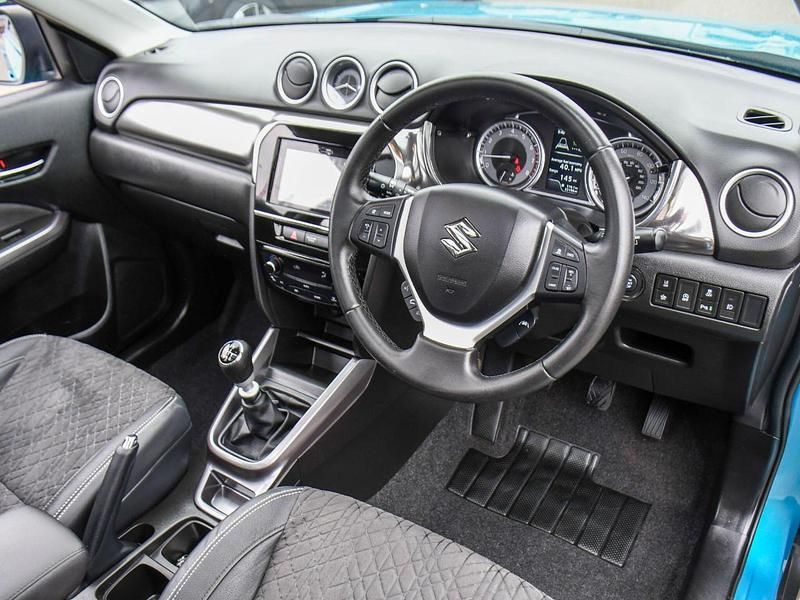 Used Suzuki Vitara SZ5 138 HP (101 kW) 2020 Blue SUV