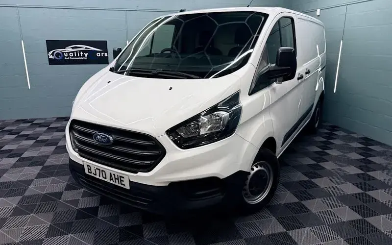 Used Ford Transit Custom 105 HP (77 kW) 2023 Van
