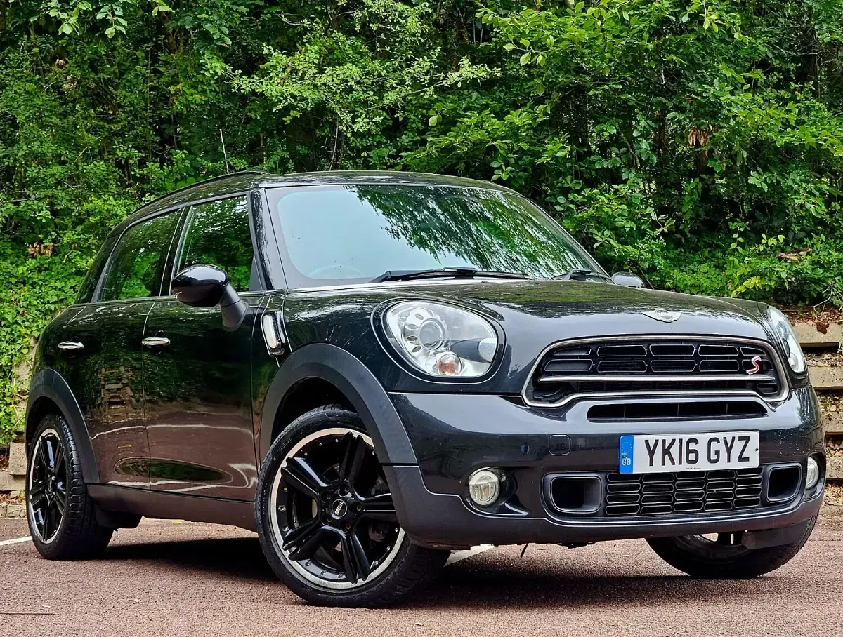 Used Mini Cooper S 2016 Black Hatchback