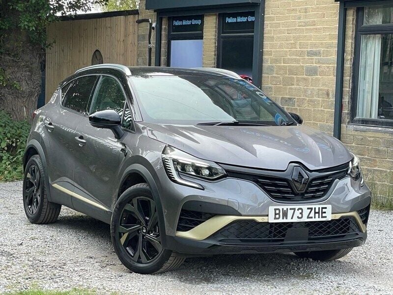 Grey/black Used 2024 Renault Captur Bose Edition SUV | £14,490 - Image 1/4