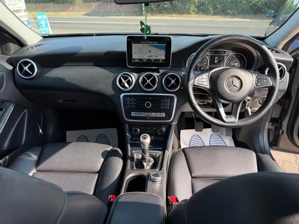 Used Mercedes A180 Executive 122 HP (89 kW) 2016 Grey Hatchback
