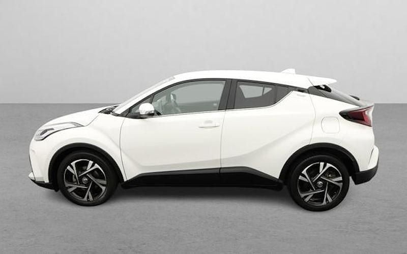 Used Toyota C-HR Design 184 HP (135 kW) 2023 White SUV