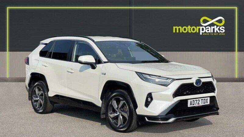 White Used 2022 Toyota RAV4 Hybrid Design SUV | £25,900 (Good price) - Image 1/4