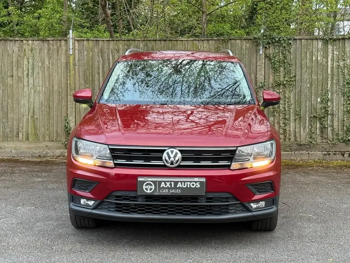 Used VW Tiguan SE 150 HP (110 kW) 2017 Red SUV