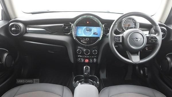 Used Mini Cooper Classic 134 HP (98 kW) 2022 Grey Hatchback