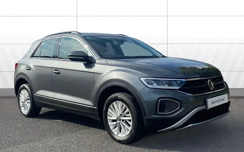 Used VW T-Roc Life 150 HP (110 kW) 2022 SUV