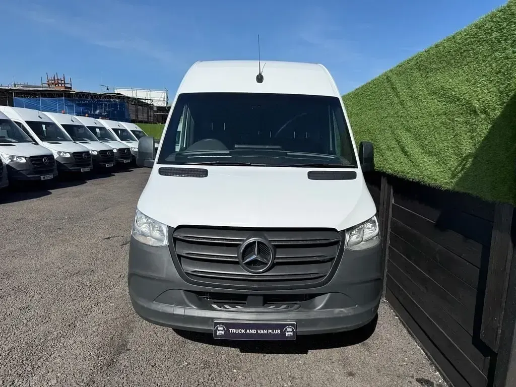 Usado Mercedes Sprinter Progressive 2021 Branco Van