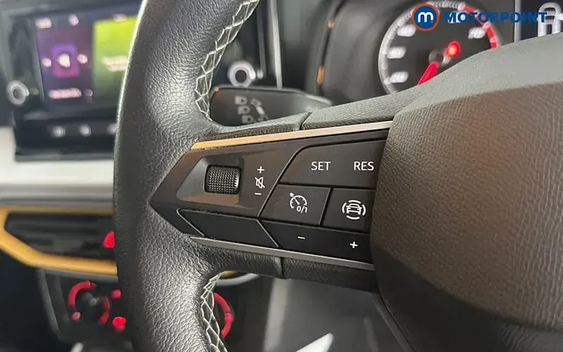 Used Seat Arona SE 95 HP (69 kW) 2022 Blue SUV