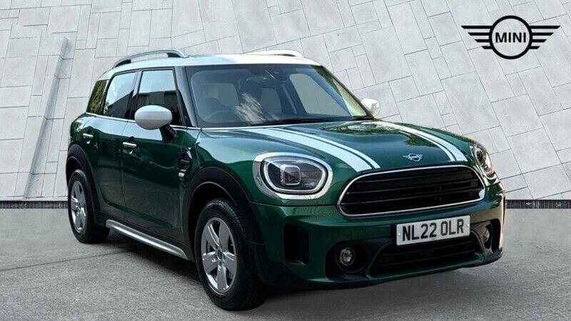 Green Used 2022 Mini Cooper Countryman Classic SUV | £18,595 (Fair price) - Image 1/4