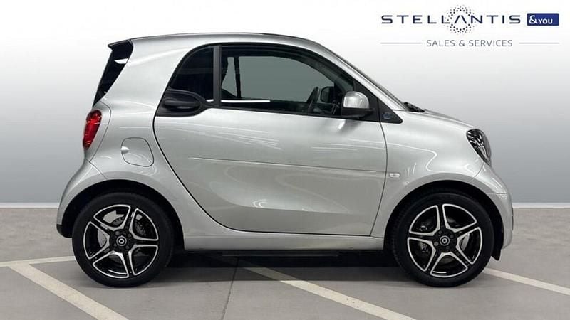 Used Smart ForTwo Electric Drive Premium 59 kW (81 HP) 2023 Blue