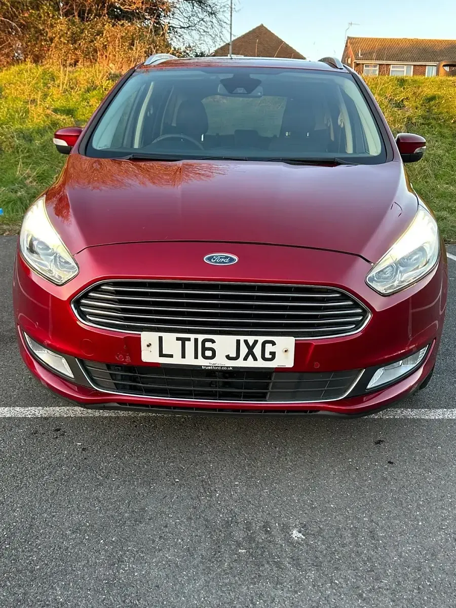 Begagnad Ford Galaxy Titanium X 210 HK (154 kW) 2016 Röd Minibuss