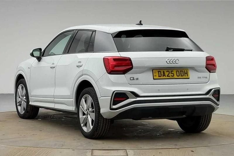 Used Audi Q2 S-Line 150 HP (110 kW) 2025 White SUV