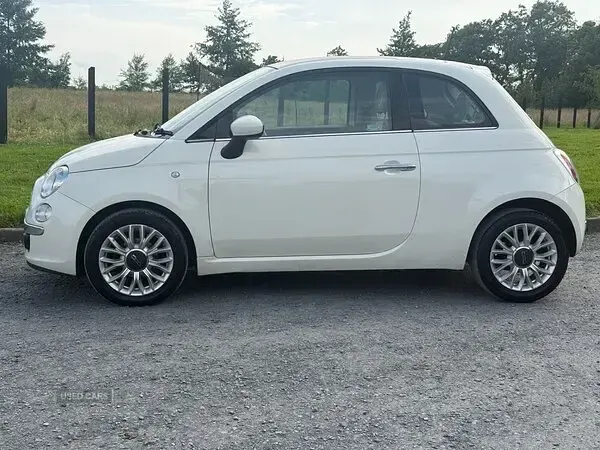 Used Fiat 500 Lounge 69 HP (50 kW) 2015 White Hatchback