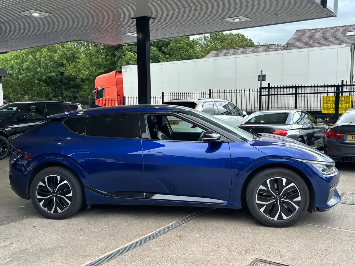 Used Kia EV6 GT-Line 166 kW (226 HP) 2021 Blue SUV