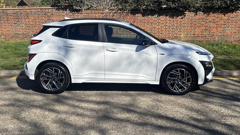 Used Hyundai Kona N Line 120 HP (88 kW) 2021 White SUV