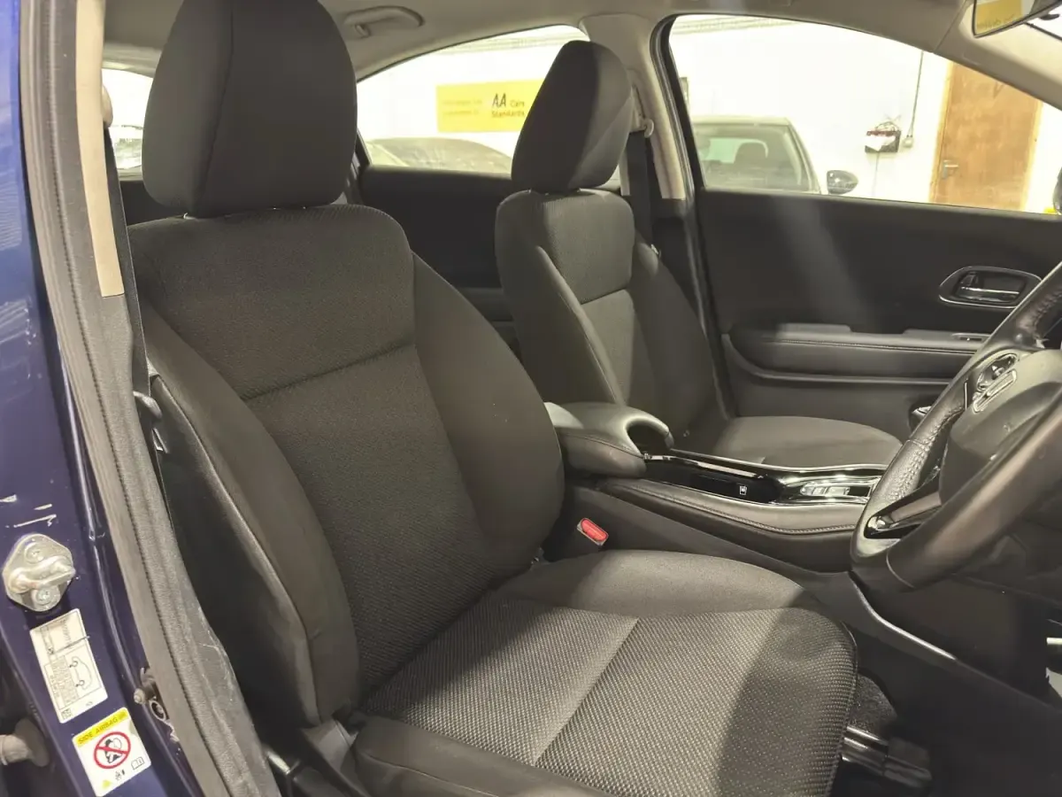 Usado Honda HR-V SE 120 HP (88 kW) 2018 Azul SUV
