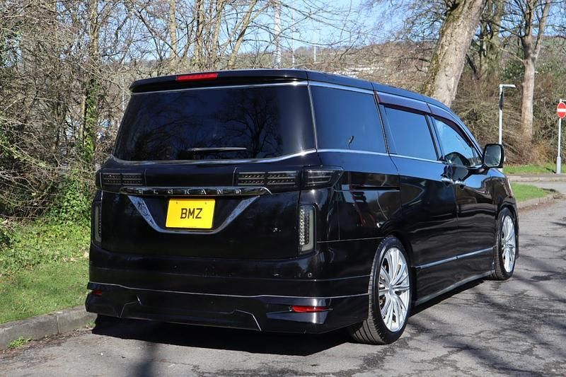 Used Nissan Elgrand 2010 Black MPV