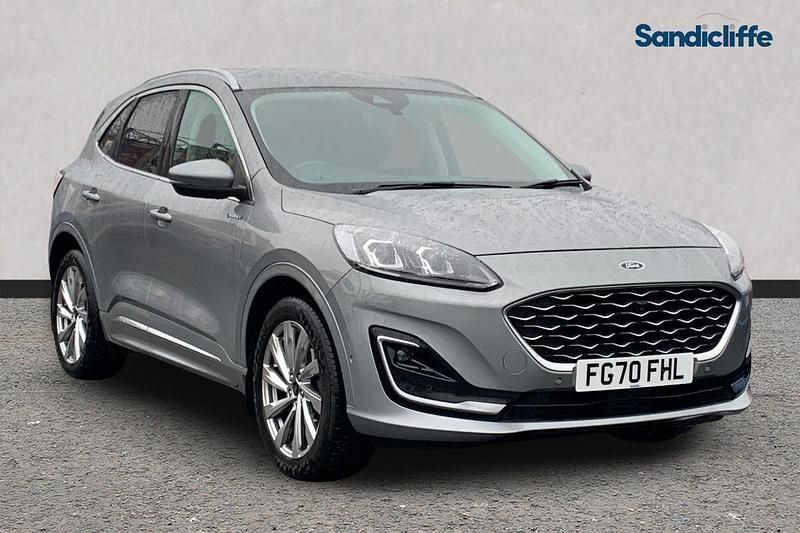 Solar silver (premium paint) Used 2020 Ford Kuga Vignale SUV | £17,022 (Expensive) - Image 1/4