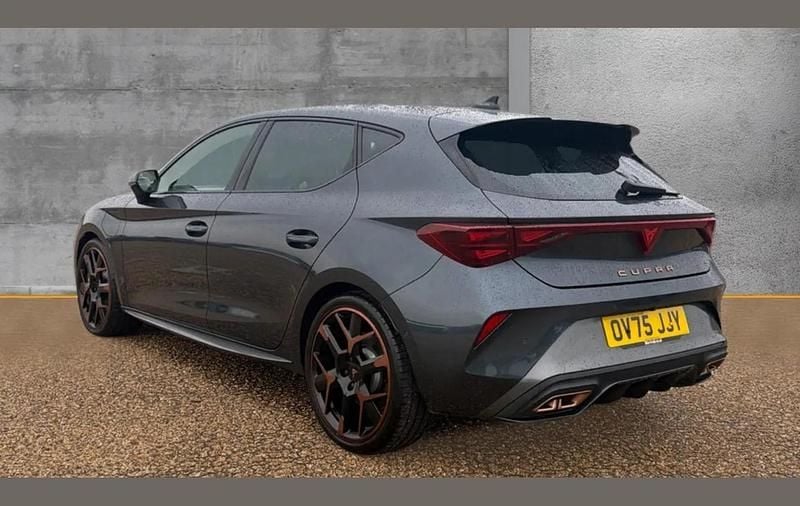 Used Cupra Leon VZ3 267 HP (196 kW) 2025 Grey Hatchback