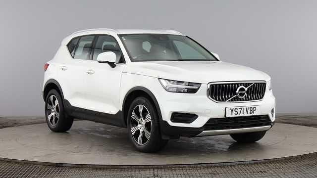 Used Volvo XC40 Inscription 163 HP (119 kW) 2022 White SUV