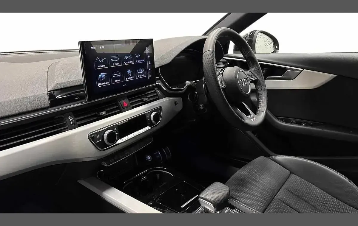 Used Audi A4 S-Line 200 HP (147 kW) 2024 Black Sedan