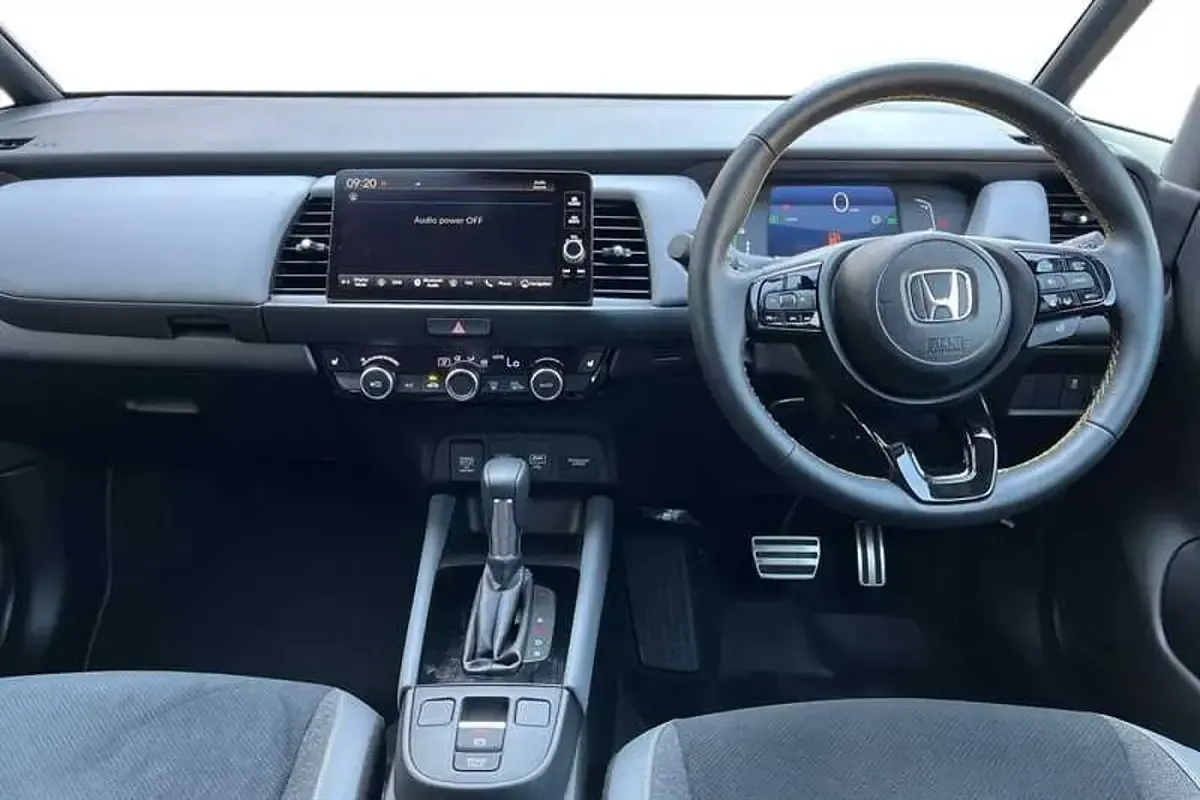 Used Honda Jazz Advance 122 HP (89 kW) 2025 White Hatchback