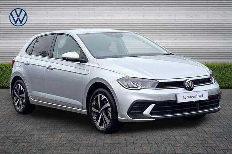 Used VW Polo Match 95 HP (69 kW) 2024 Reflex silver Hatchback