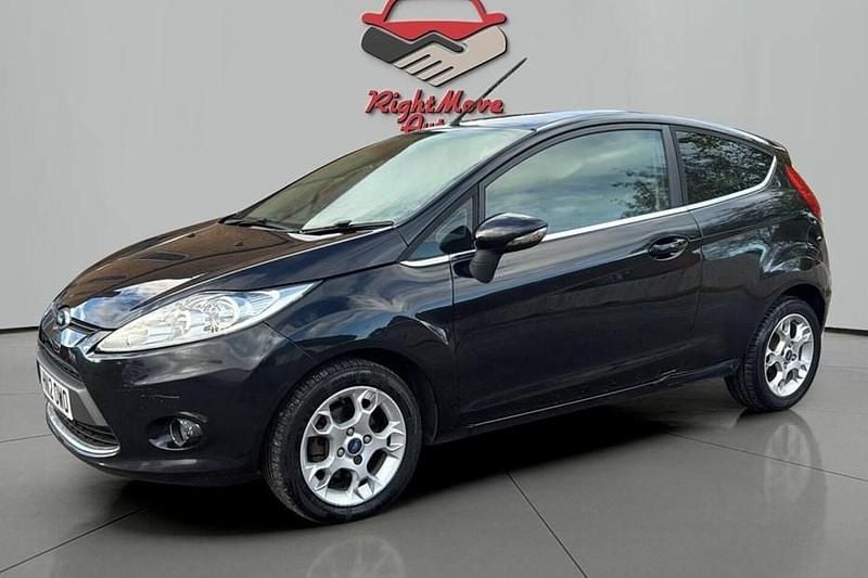 Black Used 2012 Ford Fiesta Zetec Hatchback | £2,495 (Good price) - Image 1/1