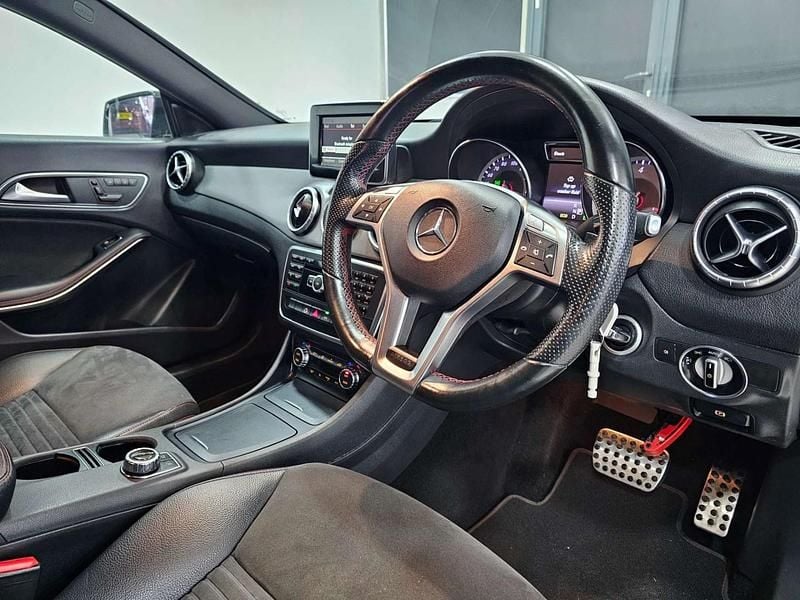 Used Mercedes CLA220 AMG 170 HP (125 kW) 2014 White Sedan
