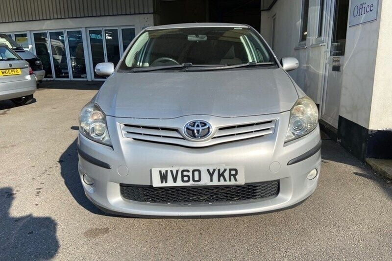 Used 2010 Toyota Auris SR | £3,250 (Fair price) - Image 1/1