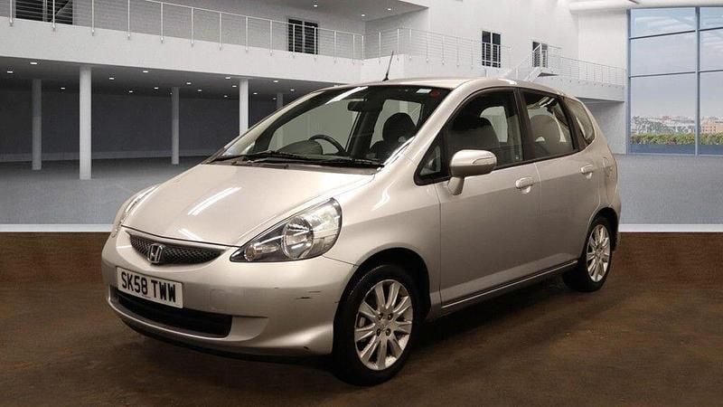 Used Honda Jazz SE 2008 Silver Hatchback
