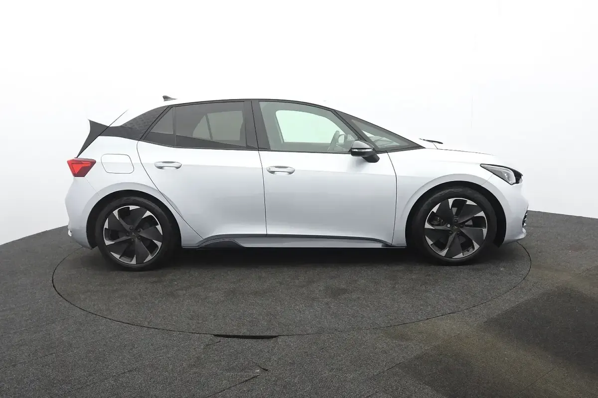 Used Cupra Born 150 kW (204 HP) 2022 Silver Hatchback