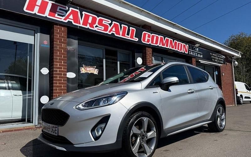 Usado Ford Fiesta Active 101 HP (74 kW) 2019 Citadino