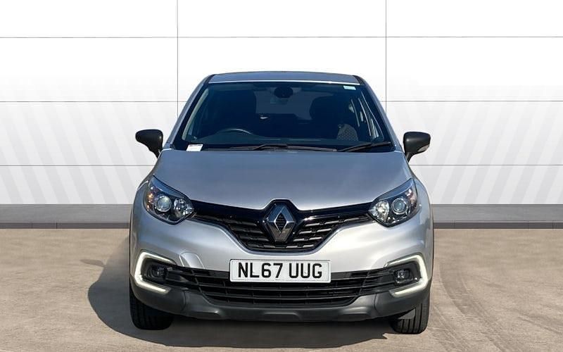 Second-hand Renault Captur Dynamique 101 CP (74 kW) 2017 Albastru SUV