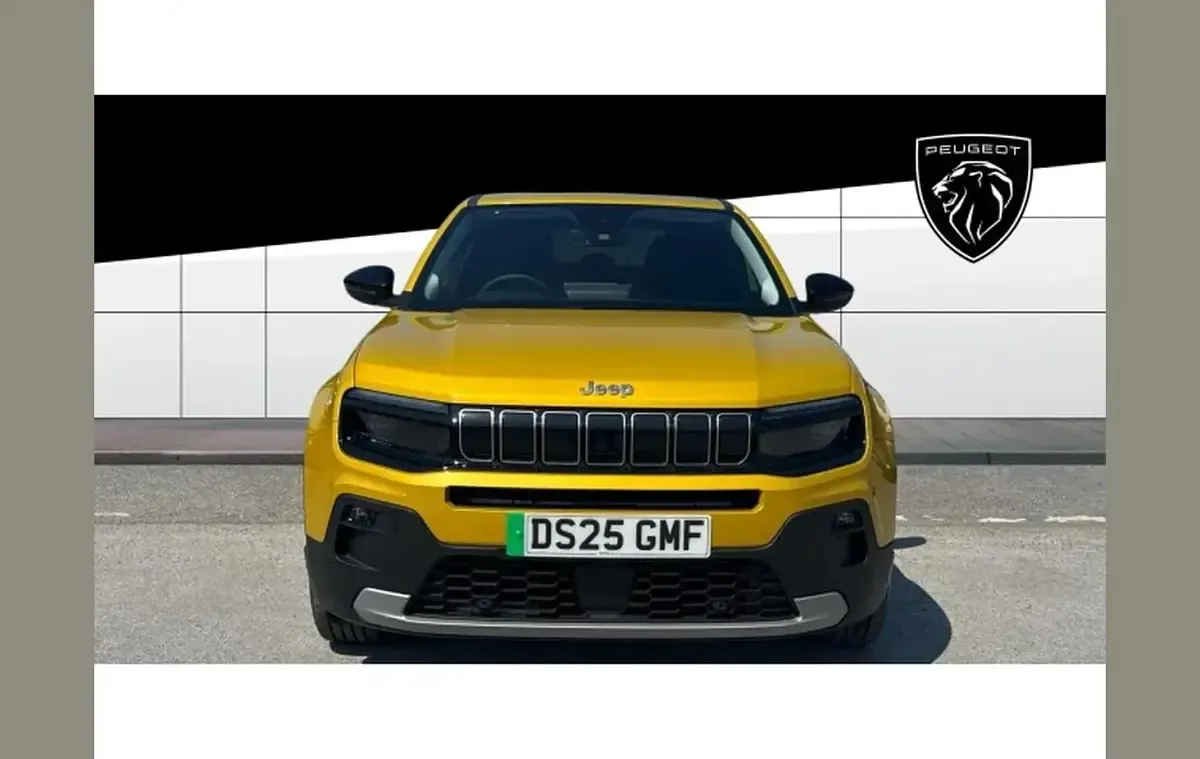 Used Jeep Avenger EV Summit 114 kW (156 HP) 2025 Yellow SUV