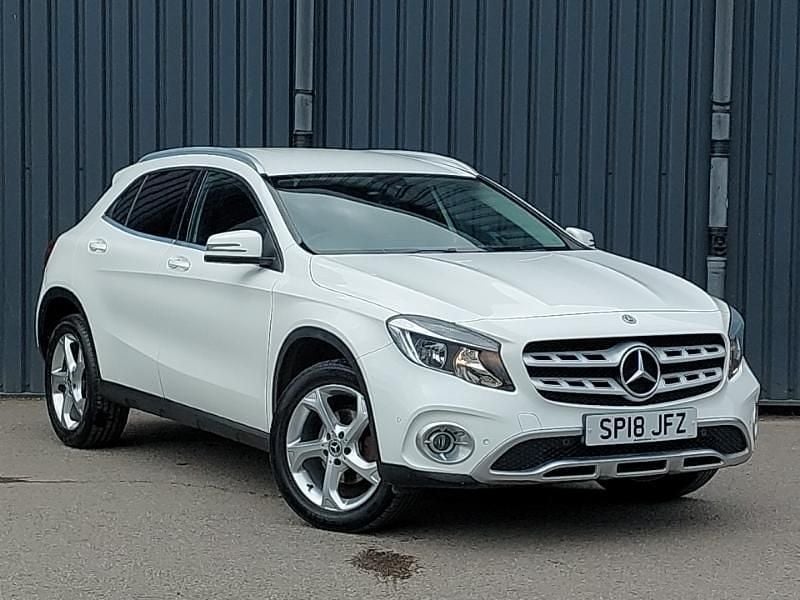 White Used 2018 Mercedes GLA200 Executive SUV | £12,798 (A bit pricey) - Image 1/4