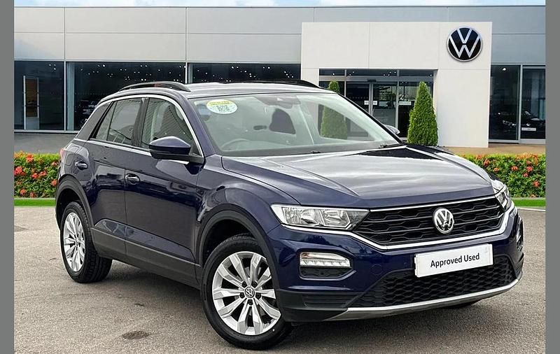 Used VW T-Roc SE 115 HP (84 kW) 2019 Blue SUV
