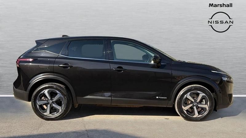 Used Nissan Qashqai N-Connecta 190 HP (139 kW) 2023 Black SUV
